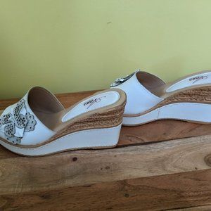 Asura Women's White/Grey Leather & Cork wedge sandals size EU 37